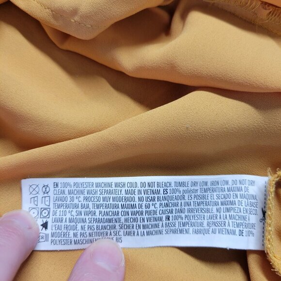 Forever 21 Medium Goldenrod Rolled Shortsleeve V Neck Front Knot Lightweight Top - Picture 9 of 9